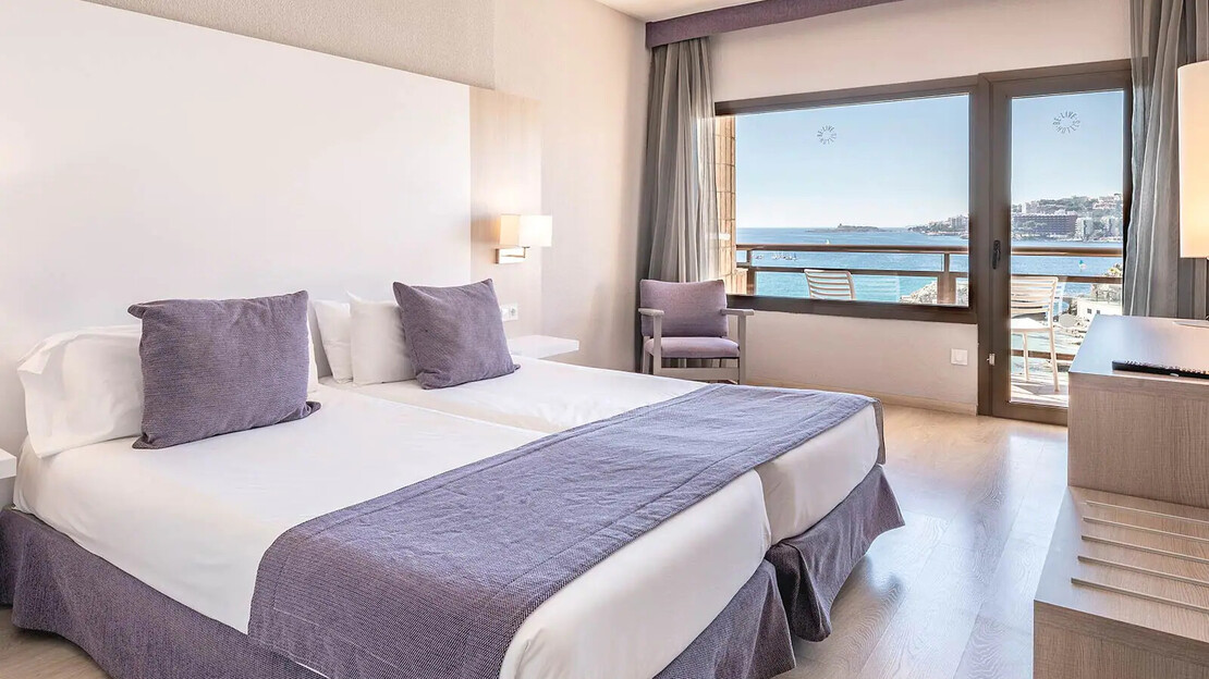 Be Live Adults Only Marivent